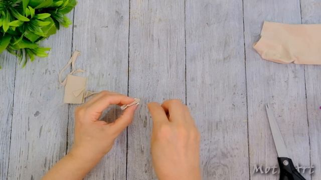 Милый ежик из носков ?? Игрушка из носков своими руками смотреть онлайн