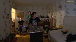 An Electric Tesla-Chair ⚡️ Hell of an Invention right in a dide's flat! ?