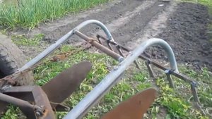 Гребенка для плуга.