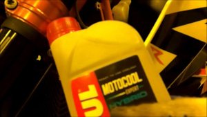 Замена антифриза KTM DUKE 690