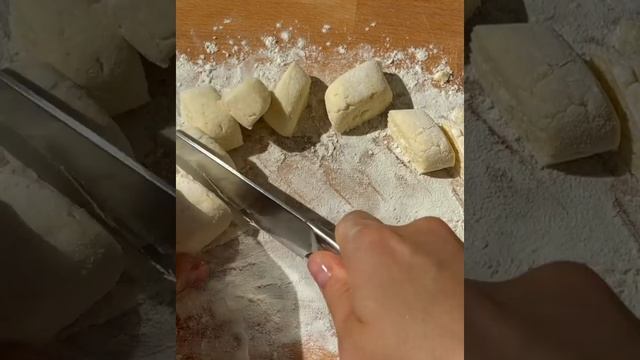 Ленивые вареники с вишней?