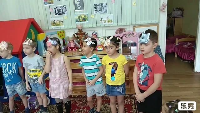 К. Чуковский " Телефон" Читают дети старшей группы ДОУ смотреть онлайн