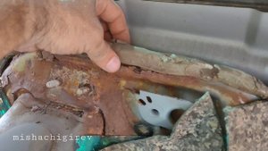 Замена стаканов под амортизаторы на автомобиле Priora