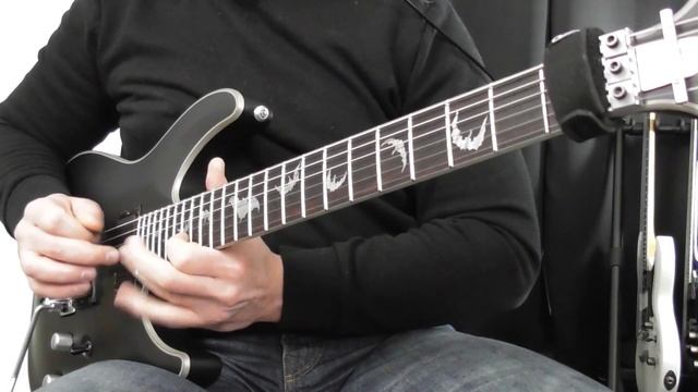 Mahogany body vs Alder body : does wood affect the tone ? смотреть онлайн