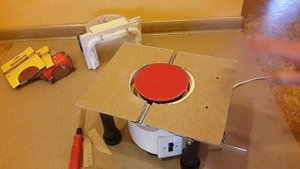 Самодельный мини-шлифовальный станок из старой соковыжималки.