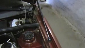 Газовые упоры капота Volkswagen Passat B3