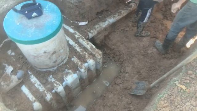 Демонтаж септика ТАНК для установки автономной канализации БИО СТОК смотреть онлайн