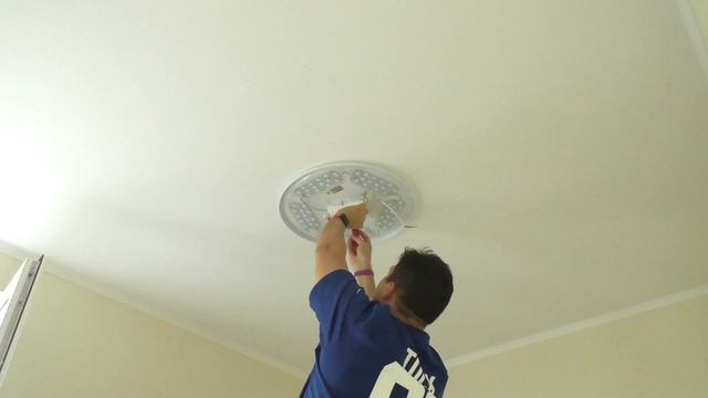 УМНЫЕ ПОТОЛОЧНЫЕ LED СВЕТИЛЬНИКИ VIDEX ► МОНТАЖ В НАТЯЖНОЙ ПОТОЛОК смотреть онлайн