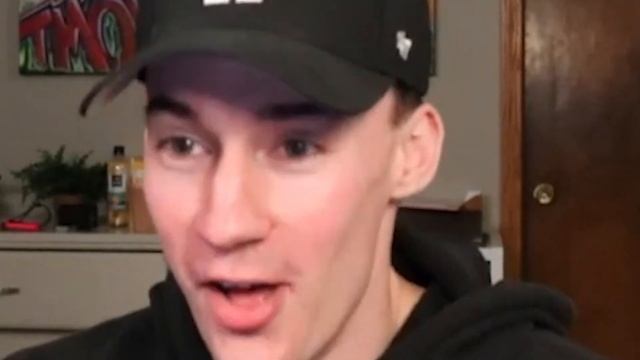 I DISGUISED myself as the WALLS in MM2… (Roblox Trolling) смотреть онлайн