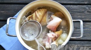 Холодец из свиных ушей