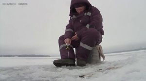 ЗИМНЯЯ РЫБАЛКА НА ОЗЕРЕ СЕНЕЖ