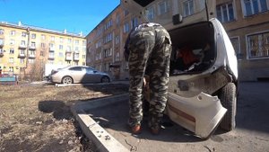 КАК 2 ЧАСА МЕНЯТЬ ЛАМПОЧКУ на #suzukialto 2017 года. Или, как снять задний бампер.