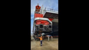 Load out High Speed Catamaran Ferry 926 pax - APT James Ferry