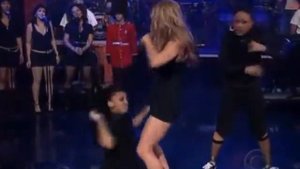 Fergie - London Bridge (Live On Letterman)