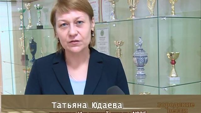 Строительство спортивной площадки на территории Ильинской школы №25 смотреть онлайн