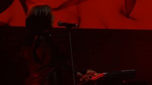Phantogram - "Cruel World" - Live at Pre-VMA Concert