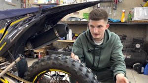 Чем укомплектован JHL Z8 ?