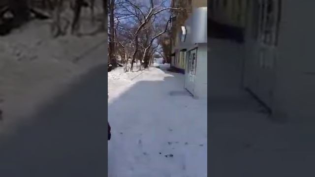 Sunday afternoon walk to a mini mart in Khabarovsk, Russia - Feb 7, 2016 смотреть онлайн