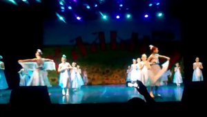 Танец ансамбля калына