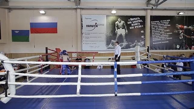 Кикбоксинг в Сургуте 01 04 2017 Бой 16