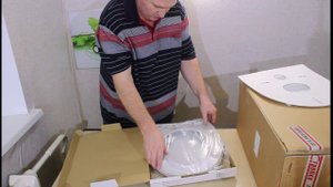 Распаковка инсталляция для подвешивания унитаза.