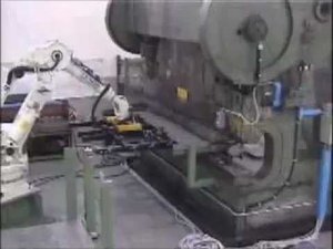 Роботизированная листовая штамповка