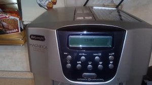 Кофемашина DeLonghi MAGNIFICA ESAM4500Coffee machine DeLonghi MAGNIFICA ESAM4500