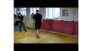 Принципы защиты от диагонального удара палкой