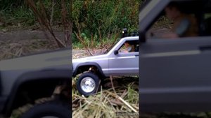 RC Jeep Cherokee 1/12 MN 78