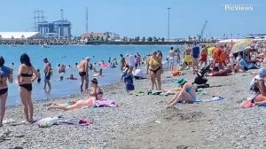 Сочи пляж Ривьера сегодня 25 июня 2024. Какая обстановка на пляже сейчас, какое море и погода