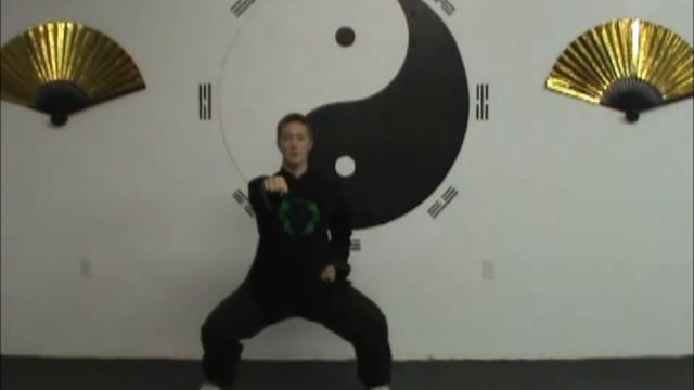 7 Clench Fists and Gaze Fiercely: 8 Pieces of Brocade Qigong Instruction смотреть онлайн