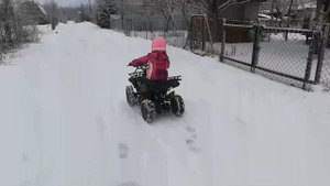 Катаемся на квадрике зимой!!!
