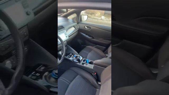 Nissan Leaf 2018 смотреть онлайн