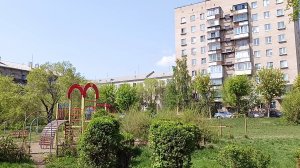 Магнитогорск, улица Октябрьская, по дворам Ленинского района (15.05.2023)