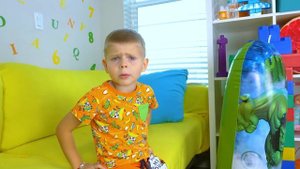 Платоха Моха и папа играют в полицию