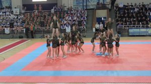 Патриотический номер по черлидингу категория Юниоры команда COOL