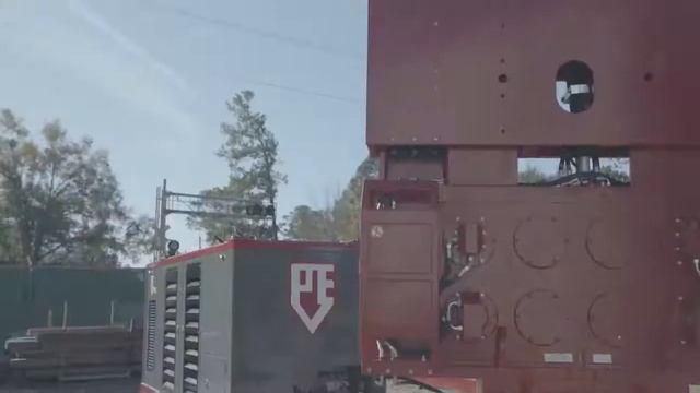 Вибропогружатель PVE 40VM для строительства в черте города смотреть онлайн