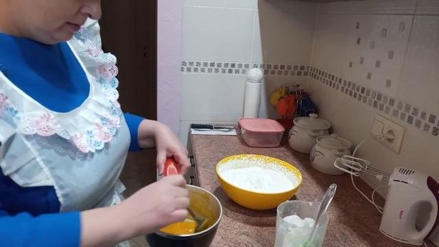 Ванильное мороженое из сливок и сгущенки?.Лакомство для всей семьи.