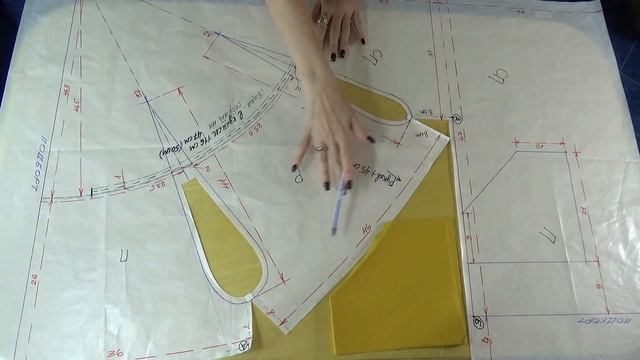 Новый проект ПОЛУ-ПАЛЬТО ОВЕРСАЙЗ с ЦЕЛЬНОКРОЕНЫМ объемным КАПЮШОНОМ ? презентация от ВЛАДАННЫ ✨