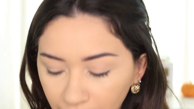 HUDA BEAUTY THE OVERACHIEVER CONCEALER & DUAL ENDED CONCEALING BRUSH смотреть онлайн