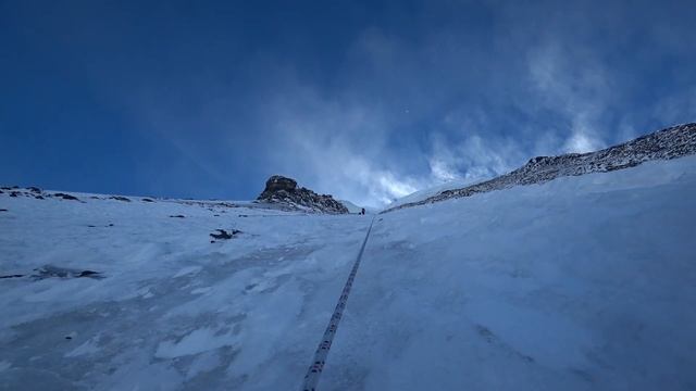 Первопроход на пик Коммунизма зимой смотреть онлайн