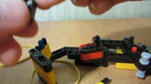 КАК СДЕЛАТЬ РЕЗИНКОСТРЕЛ ИЗ Lego-technic(туториал)