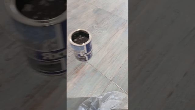 Принт на кафеле необходимо лакировать.