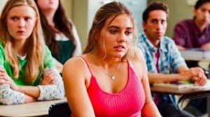 Бунтарка ? Русский трейлер ? Фильм 2021 (Netflix).mp4