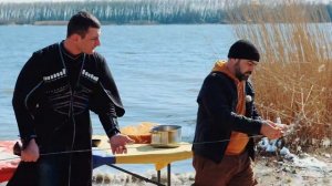 ШАШЛЫК большими кусками на 3 м шампуре, 8 кг мяса на одном шампуре, веселая подача рецепта от Мито