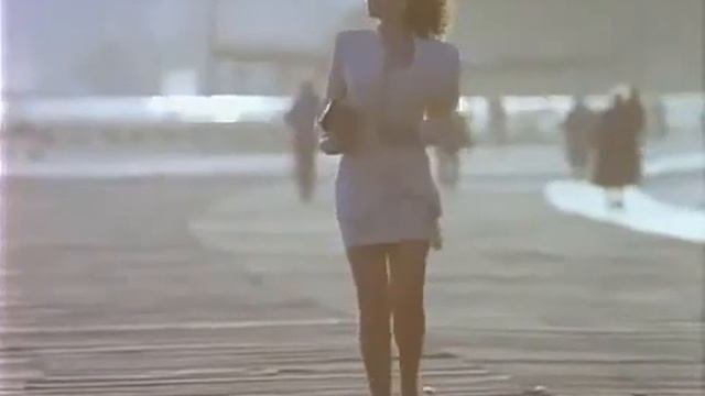 «Разведчика может погубить красивая женщина» :))