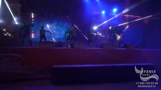 Световое акробатическое шоу на праздник и корпоратив Москва - лучшие акробаты на свадьбу и юбилей