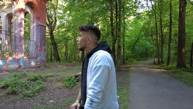 Моя работа. Бэкстейдж со съемки. Катаемся по измайловскому парку. Кто последний - тот и платит смотреть онлайн