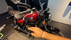 2023 New Royal Enfield Classic 350 vs Bullet 350 Standard vs Meteor 350 Full Comparison Review