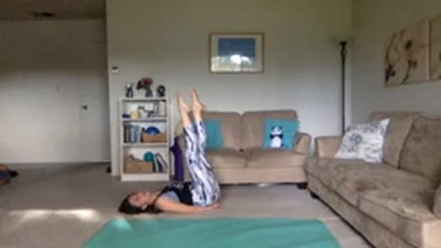 Live Workout - Stretch and Recovery! смотреть онлайн